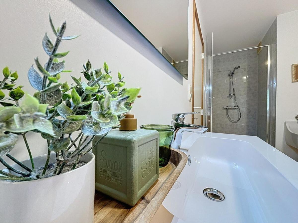 Ferienhaus Sunny - *